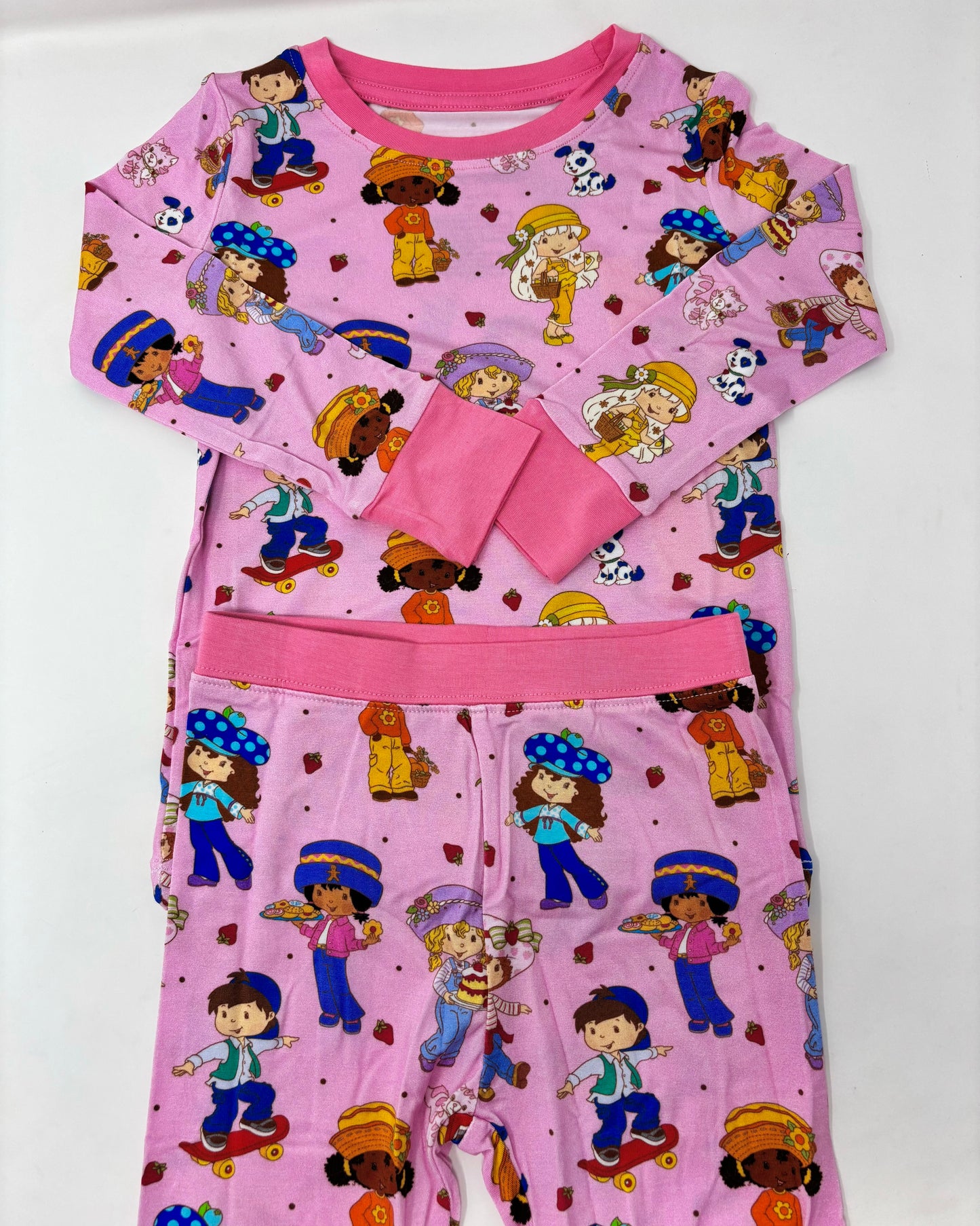 Berry Friends Two Piece Set