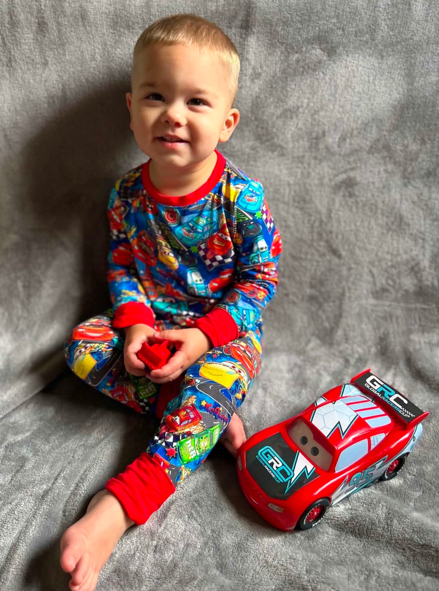 Lightning Fast Two Piece Set